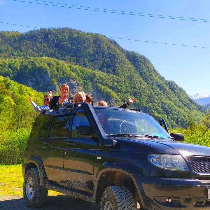 Индивидуальная экскурсия в Абхазию из Лоо "Бронзовое ущелье"