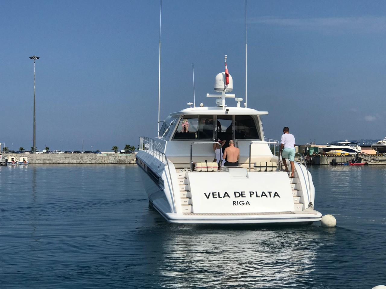 Аренда яхты Vella de Plata в Адлере