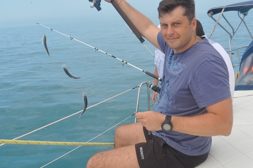 Морская рыбалка в Сочи 